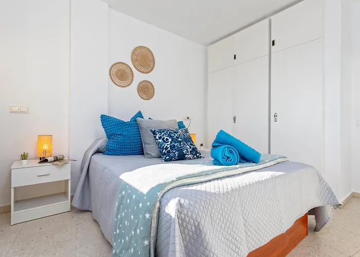 Apartamento Con Terraza Vista Mar By Rent Me